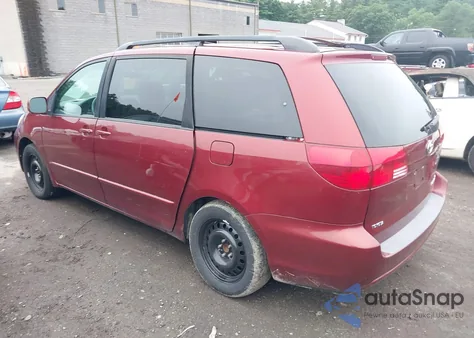 2004 Toyota Sienna Xle z USA, uszkodzony, nr VIN 5TDZA22C94S217220